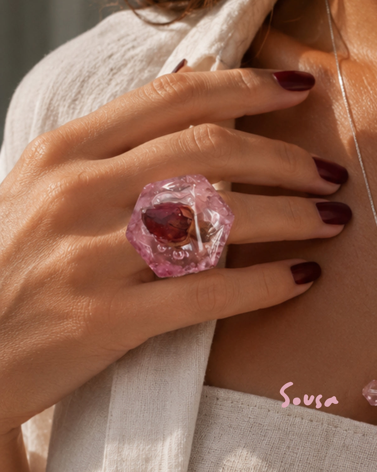 Anel com Quartzo Rosa e Botão de Rosa | Joia Botânica